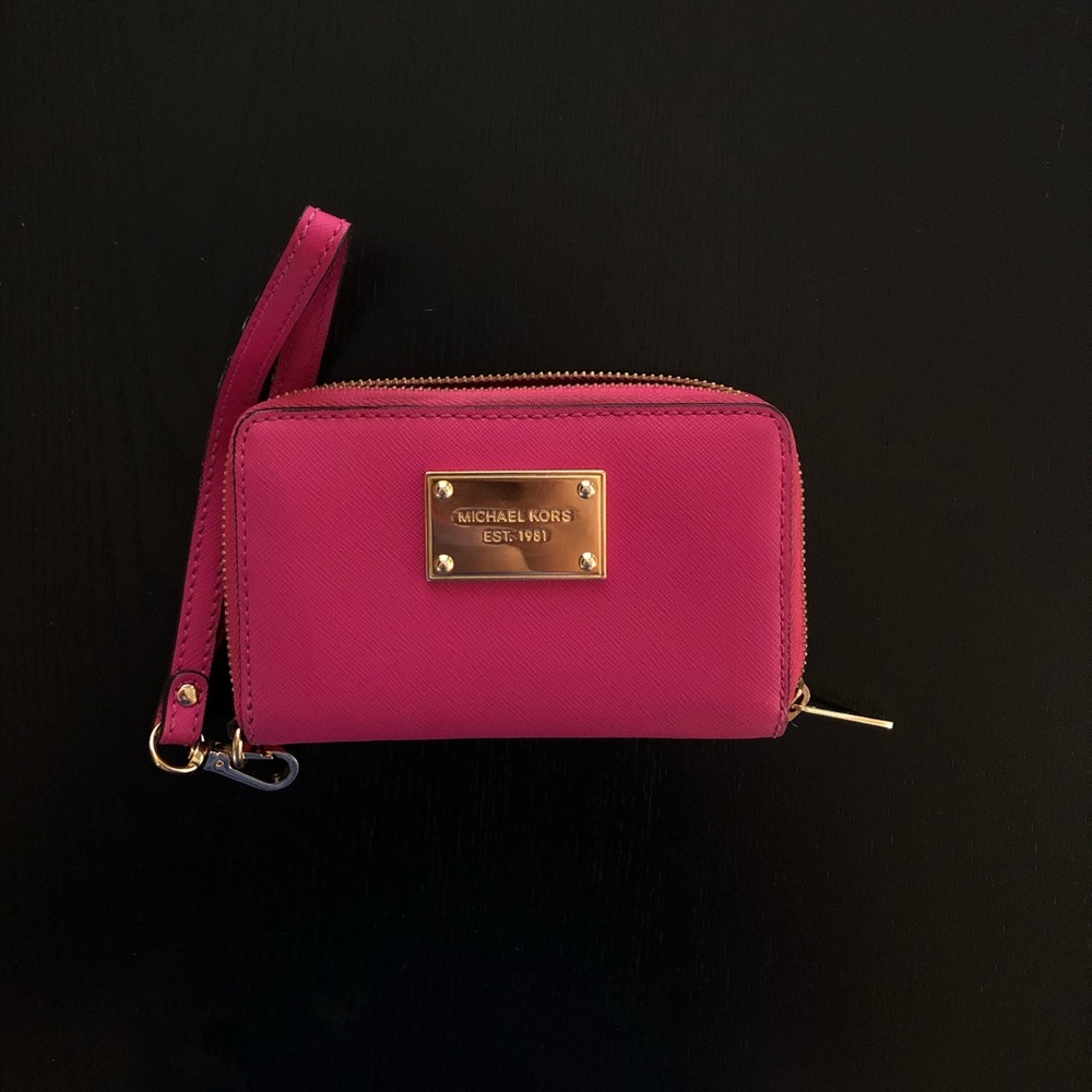 Authentic Michael Kors wristlet wallet